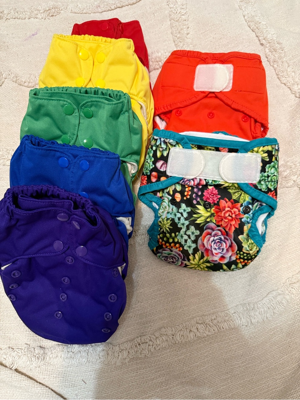 Organic Cotton Diaper Set - Rainbow Colors x 5 and 2 thirsties natural pocket OS